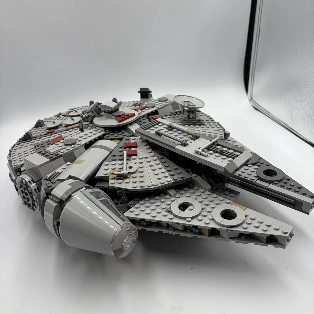 LEGO‎ Star Wars: Millennium Falcon (75257) Built Set W 2 Mini Figs